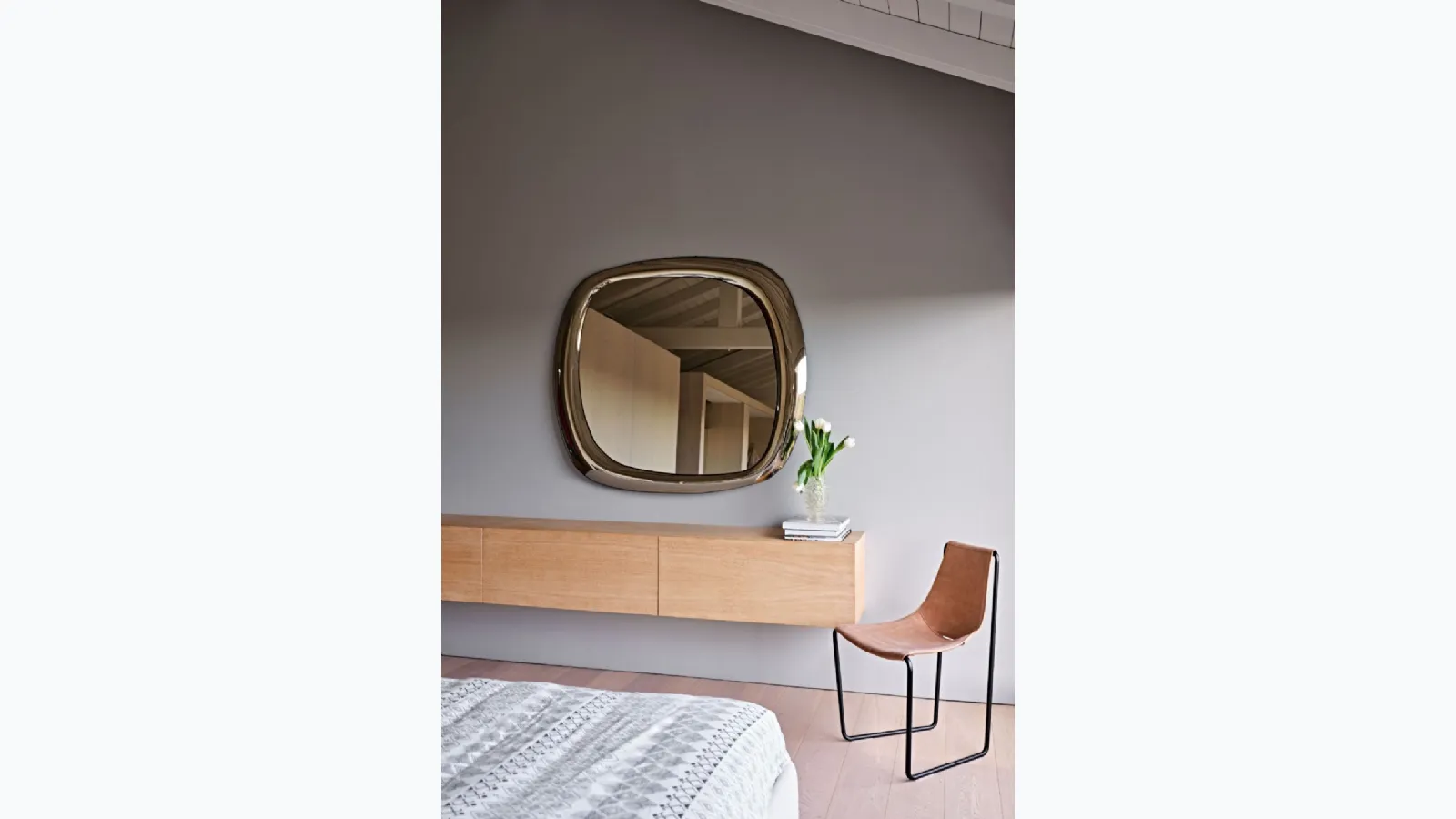 Specchio con cornice in tessuto Bold H120 di Midj
