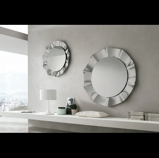 Specchio Osiride con cornice in vetro curvato di Target Point