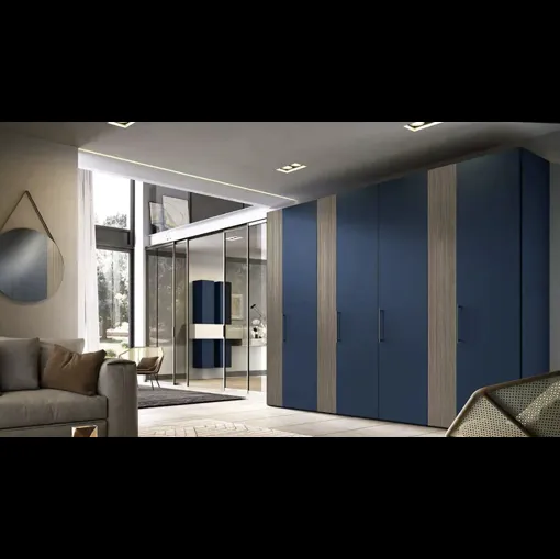 Armadio con ante battenti Libeccio B360 laccato blu con inserti in nobilitato di Moretti Compact Giorno Notte