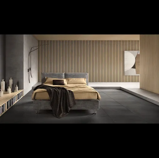 Letto con struttura in legno rivestita in tessuto con testiera regolabile Form di Bside