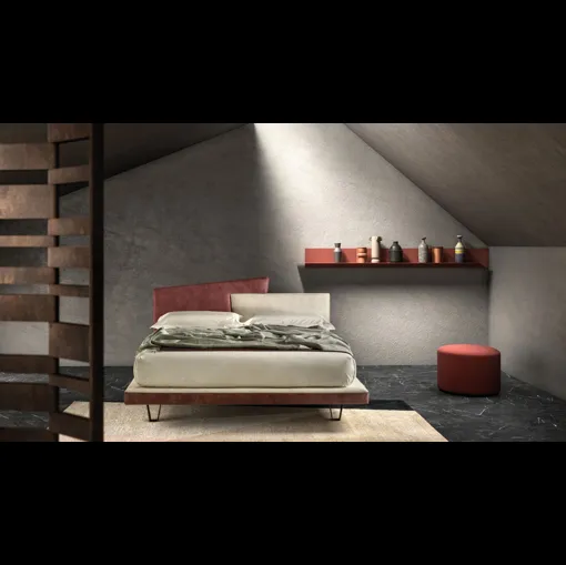 Letto in pelle imbottito con testiera Link di Bside