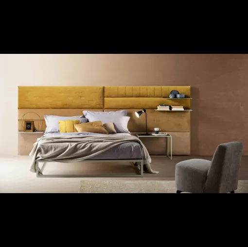Letto con testiera importante in tessuto Pannelli Wall di Bside