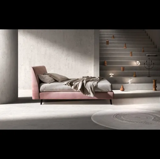Letto con struttura in legno completamente imbottita e rivestita in tessuto Time di Bside
