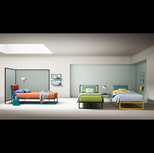 Letto singolo con struttura in metallo verniciato e testiera in tessuto imbottito Frame di Bside