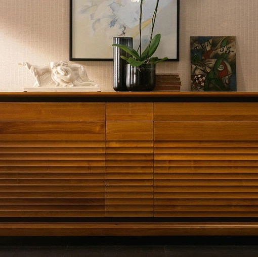 Madia contemporanea in noce Elettra 001 di Cantiero