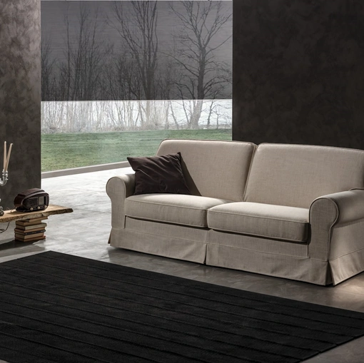 Divano lineare in tessuto semplice ed elegante nella sua classicità Oliver di Excò
