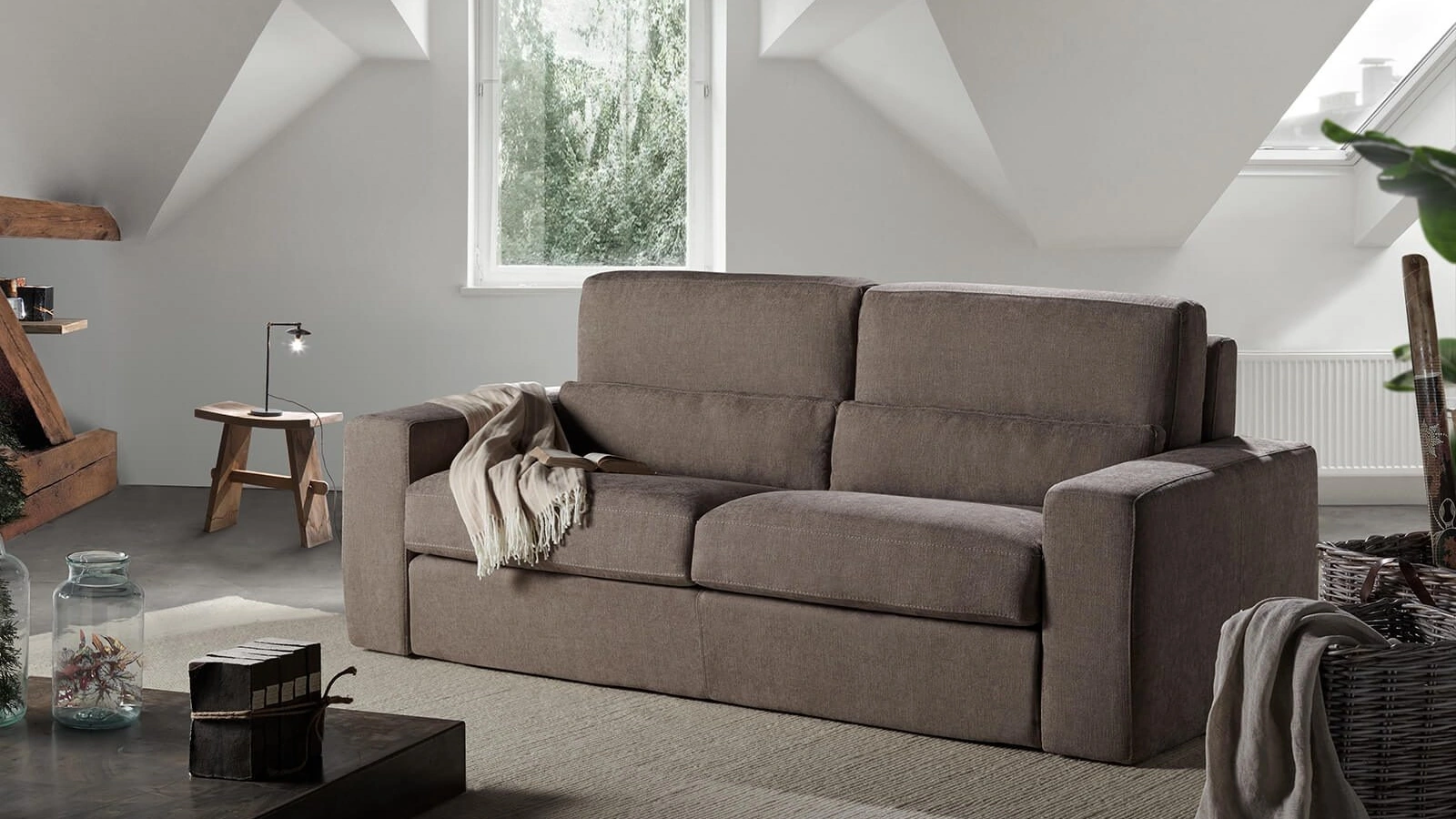 Divano Letto lineare in tessuto imbottito Shaila di Vitarelax