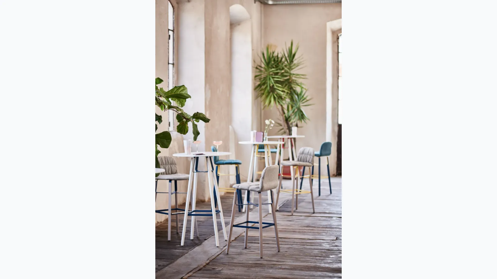 Sgabello imbottito Liù di Midj