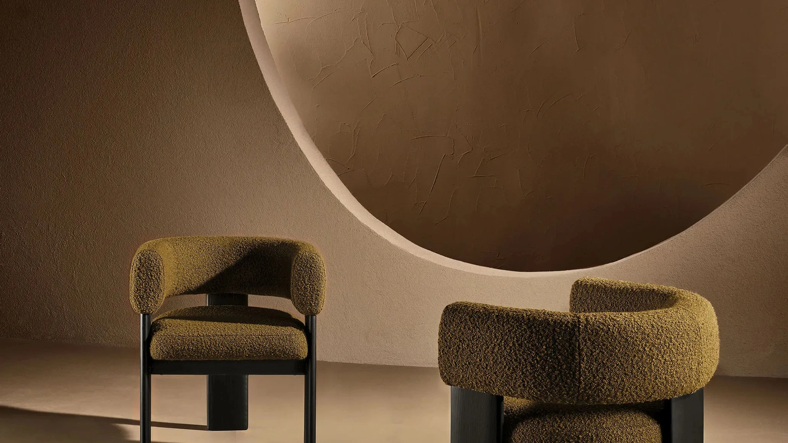 Sedia Trine Armchair in tessuto imbottito di Nature Design
