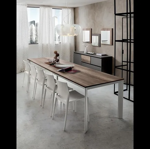 Tavolo allungabile Mario Super Rettangolare con top in HPL e gambe in alluminio di La Primavera