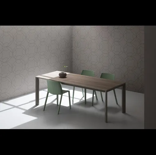 Tavolo allungabile Ricky con top effetto legno e base in alluminio di La Primavera